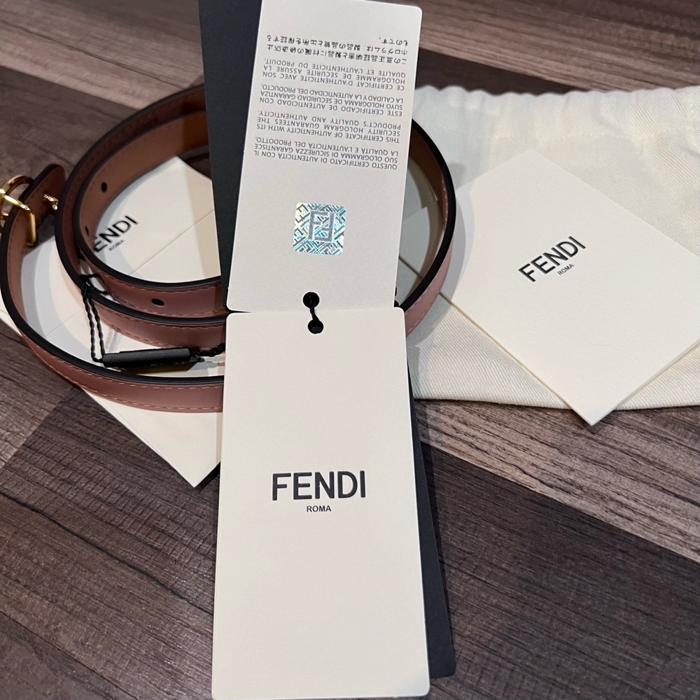 Fendi Vit. Grace Rosa - Pink Blush Leather Belt with Gold Buckle size 85/34 NWT - Picture 7 of 8